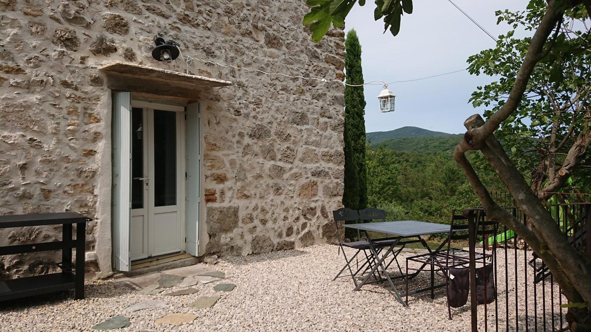 Gite En Cevennes Du Sud, Bergerie Restauree Au Rez De Jardin D'Une Bastide Avec Piscine, Vue Exceptionnelle, Authenticite Et Confort Saint-Laurent-le-Minier エクステリア 写真
