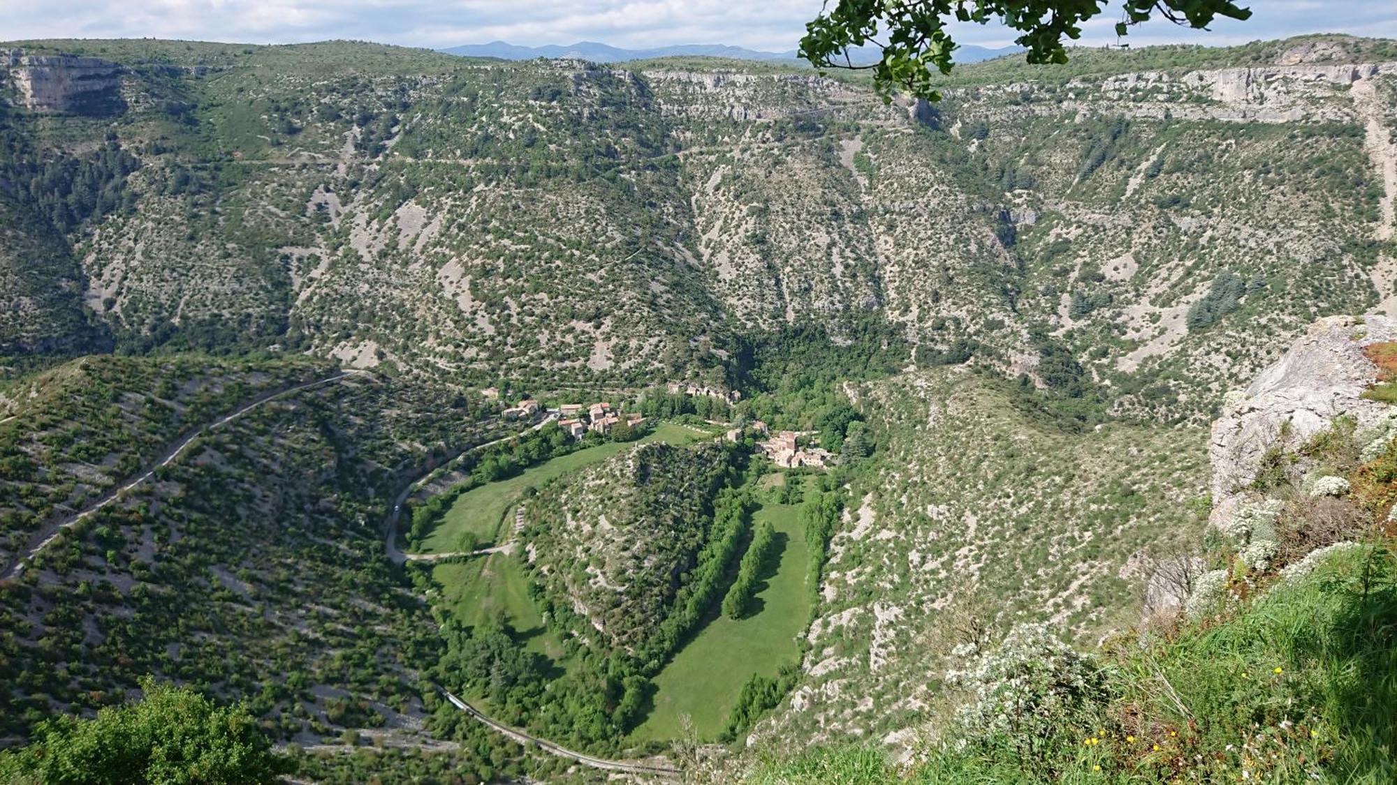 Gite En Cevennes Du Sud, Bergerie Restauree Au Rez De Jardin D'Une Bastide Avec Piscine, Vue Exceptionnelle, Authenticite Et Confort Saint-Laurent-le-Minier エクステリア 写真